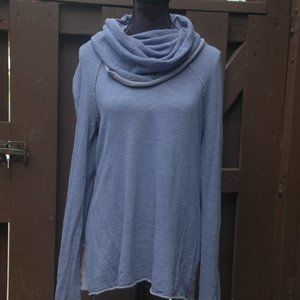 Free People Beach M/L Blue Cowl Neck Sweatshirt EUC